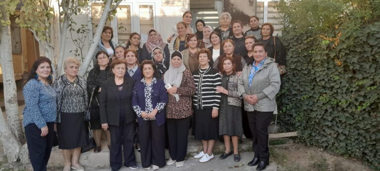 aa9274b4-9e14-4e90-a60f-385f0bbe9d71